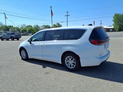 2023 Chrysler Pacifica Touring-L