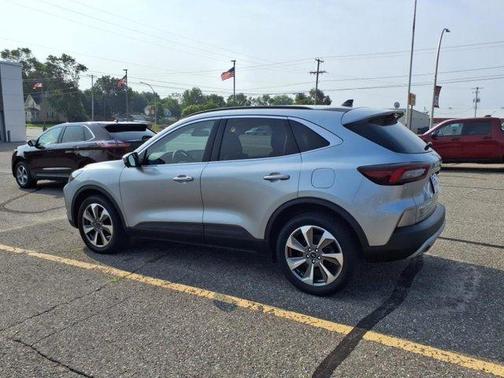 2023 Ford Escape Platinum