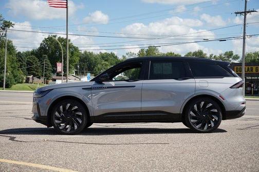 2024 Lincoln Nautilus Reserve