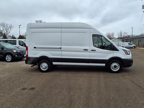 2022 Ford Transit-250 Base