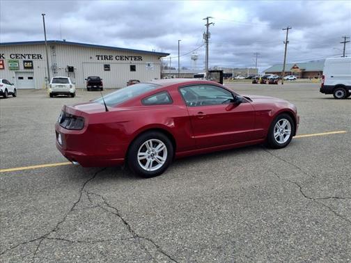 2014 Ford Mustang V6