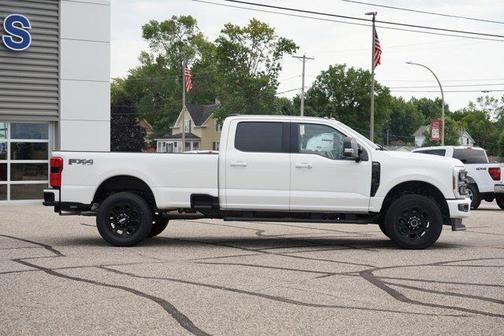 2025 Ford F-350 Lariat Super Duty