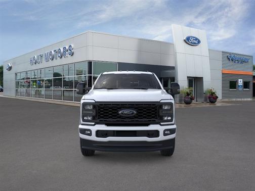 2025 Ford F-350 Lariat Super Duty