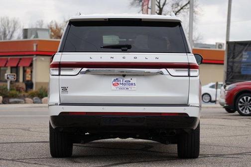 2024 Lincoln Navigator L Black Label