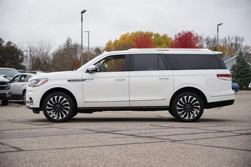 2024 Lincoln Navigator L Black Label