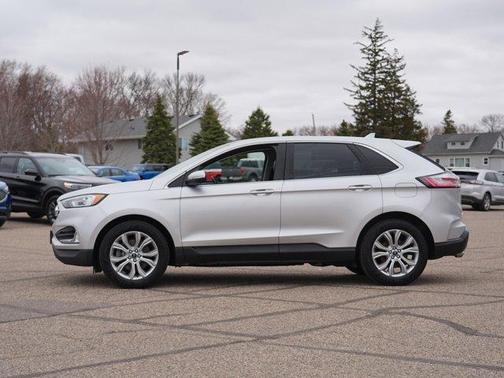 Ingot Silver 2019 Ford Edge Titanium