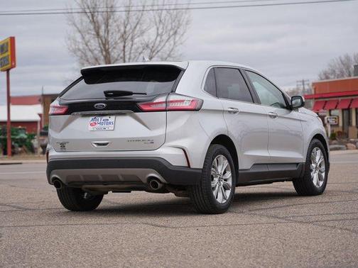 Ingot Silver 2019 Ford Edge Titanium