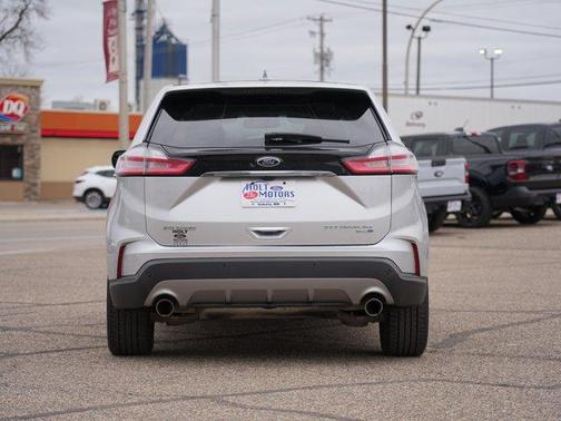 Ingot Silver 2019 Ford Edge Titanium