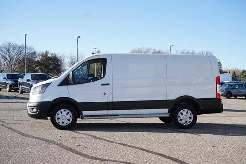 2024 Ford Transit-250 