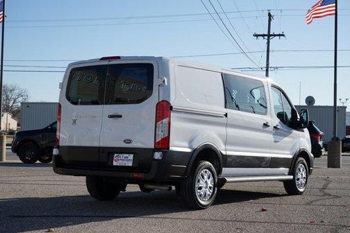 2024 Ford Transit-250 