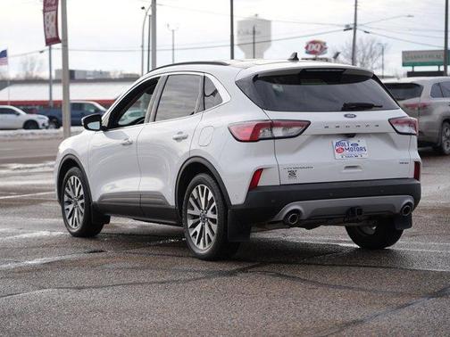 2020 Ford Escape Titanium