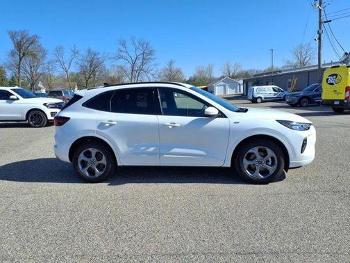 2023 Ford Escape ST-Line Select