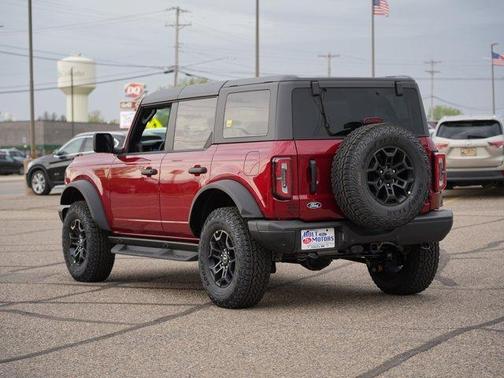 Ruby Red Metallic Tinted Clearcoat 2026 Ford Bronco Badlands