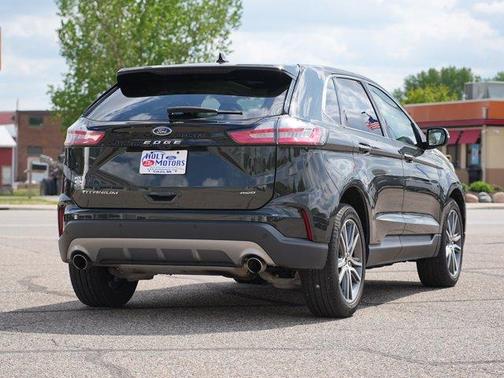 Green Metallic 2024 Ford Edge Titanium