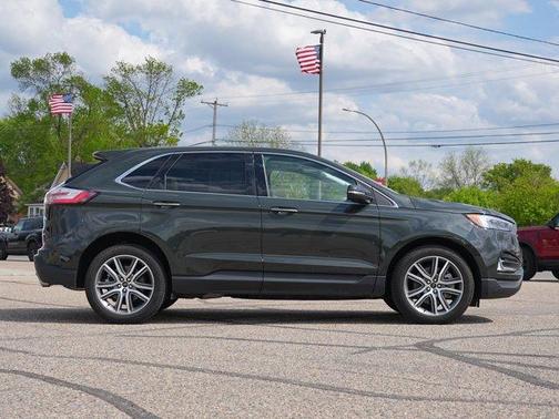 Green Metallic 2024 Ford Edge Titanium