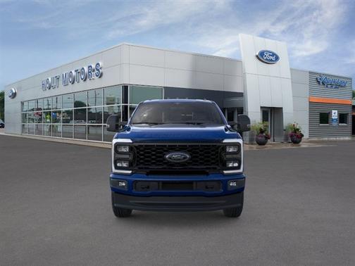 2026 Ford F-350 XLT