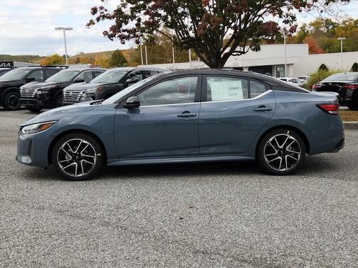 2025 Nissan Sentra SR
