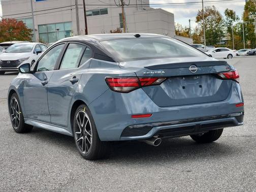 2025 Nissan Sentra SR