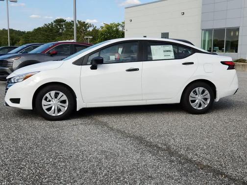 2025 Nissan Versa 1.6 S
