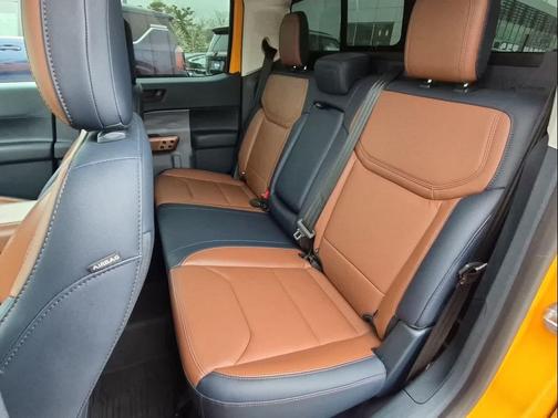 Cyber Orange Metallic Tricoat 2023 Ford Maverick Lariat