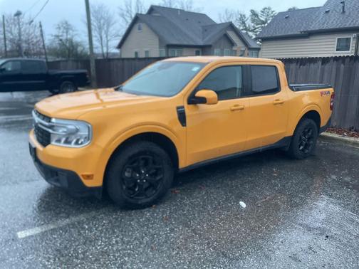 Cyber Orange Metallic Tricoat 2023 Ford Maverick Lariat