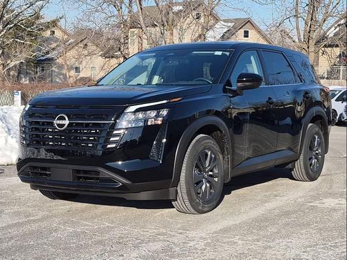 2026 Nissan Pathfinder S