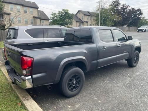2022 Toyota Tacoma SR5