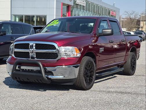 2022 RAM 1500 Classic SLT