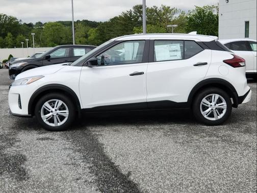 Fresh Powder 2025 Nissan Kicks S