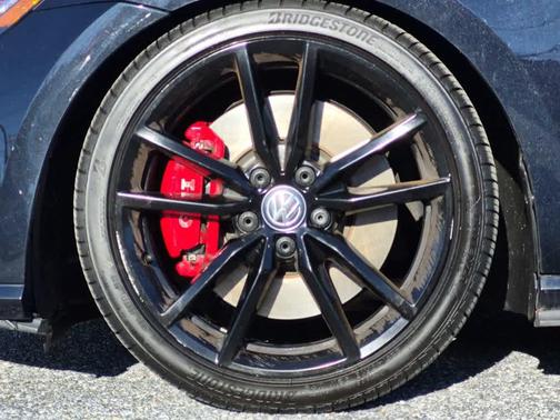 2019 Volkswagen Golf GTI 2.0T S 4-Door