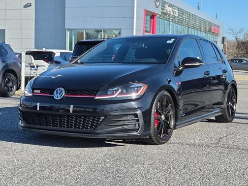 2019 Volkswagen Golf GTI 2.0T S 4-Door