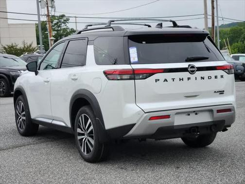 2025 Nissan Pathfinder Platinum 4WD