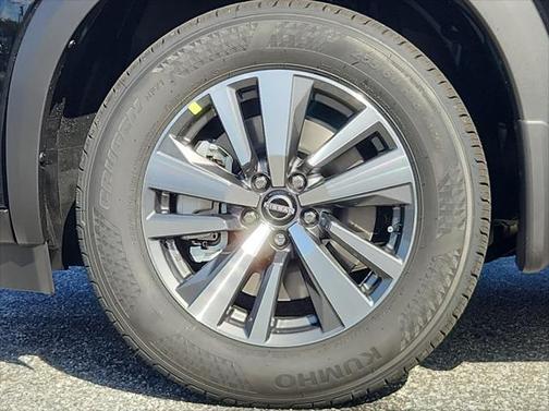 2025 Nissan Pathfinder SL 4WD