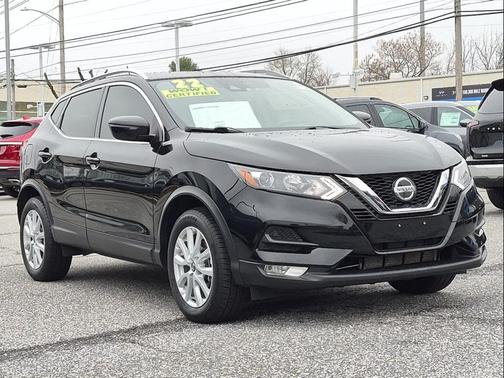 2022 Nissan Rogue Sport SV