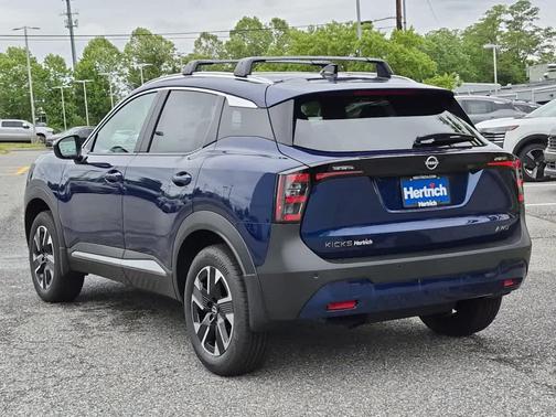 Deep Blue Pearl 2026 Nissan Kicks SV