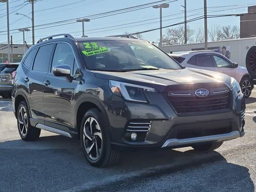 2023 Subaru Forester Touring