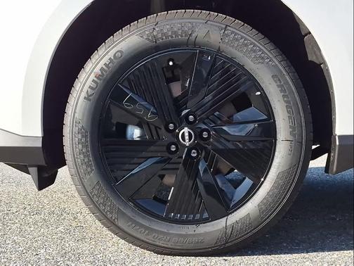Everest White Pearl Tricoat 2026 Nissan Murano SV