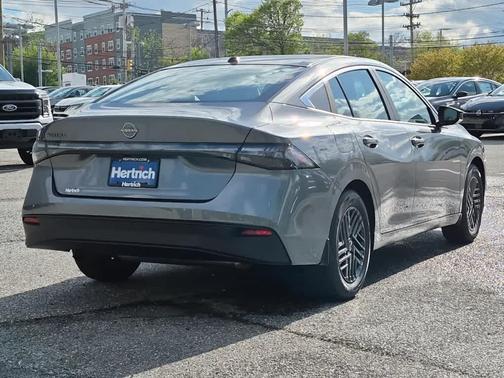 Gun Metallic 2026 Nissan Sentra SV