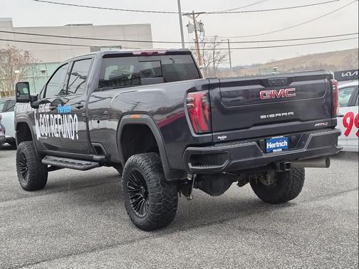 2024 GMC Sierra 3500 AT4