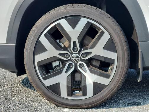 2022 Volkswagen Taos 1.5T SEL