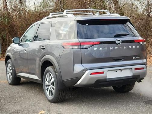 2025 Nissan Pathfinder SL 4WD