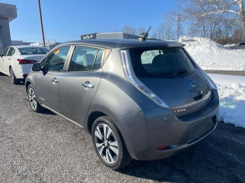 2015 Nissan Leaf SV