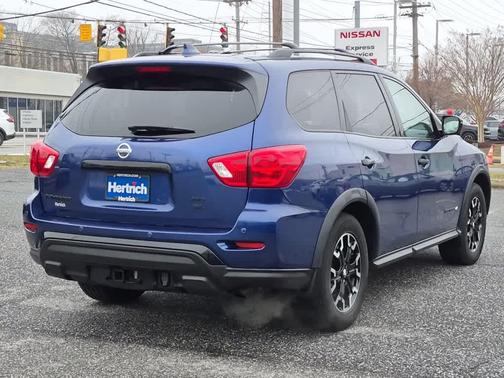 2019 Nissan Pathfinder SL