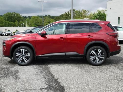 2025 Nissan Rogue SL
