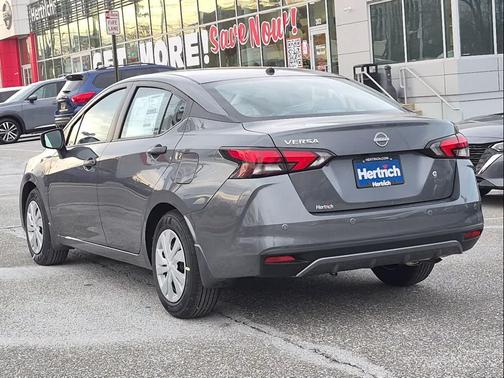 2025 Nissan Versa 1.6 S