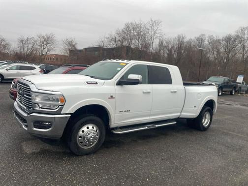 2022 RAM 3500 Laramie Mega Cab 4x4 6'4' Box