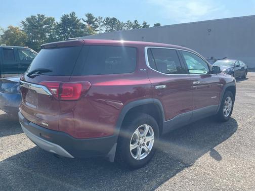 2017 GMC Acadia SLE-1