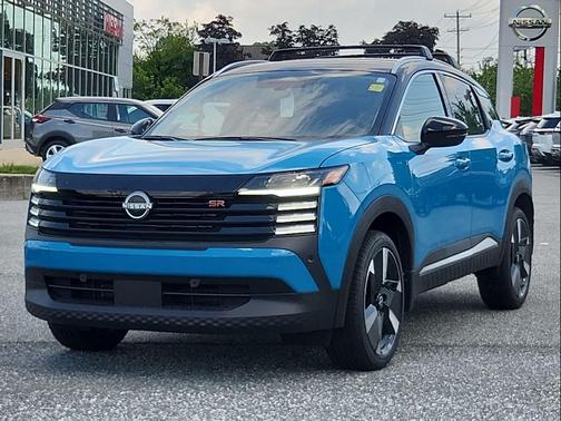 2025 Nissan Kicks SR