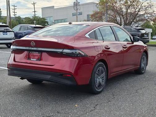 Scarlet Ember Tintcoat 2027 Nissan Sentra SV