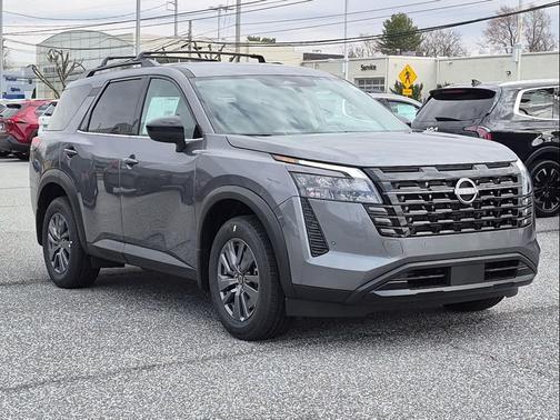 2026 Nissan Pathfinder SV